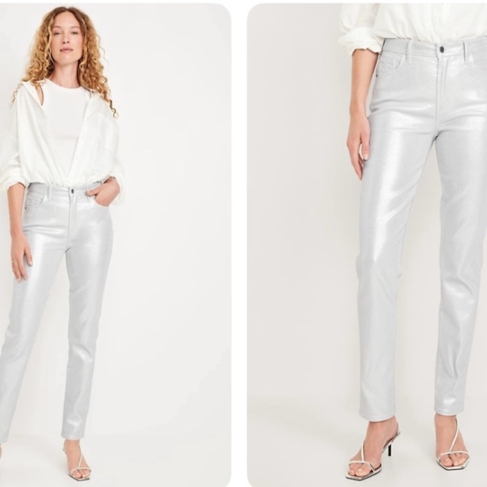 Old Navy Women's Silver Straight Leg Jeans